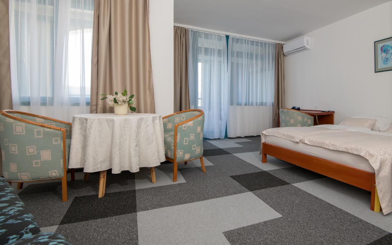 Hotel Stella Неум Экстерьер фото