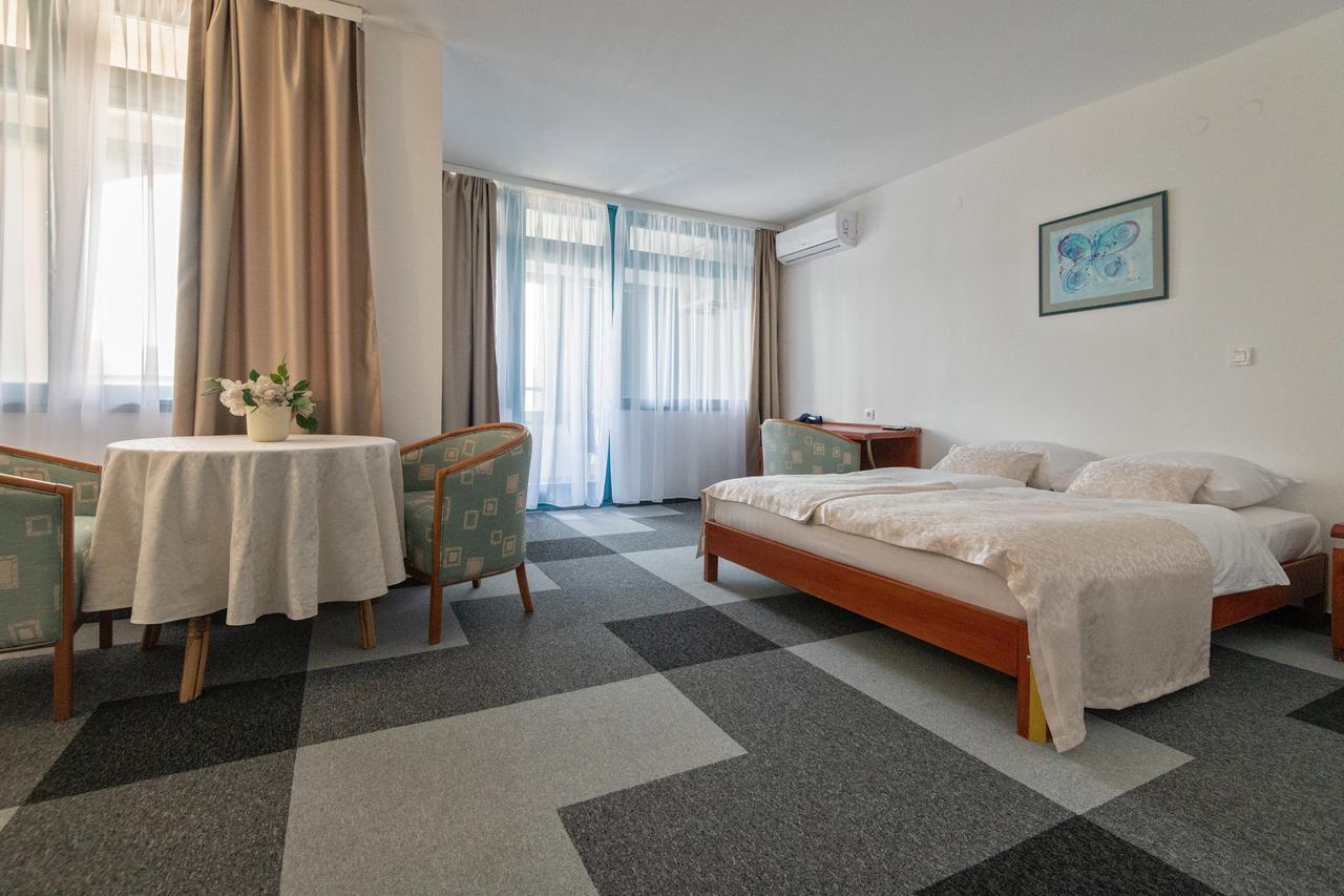 Hotel Stella Неум Экстерьер фото